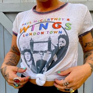 Trunk Destroyed Band T